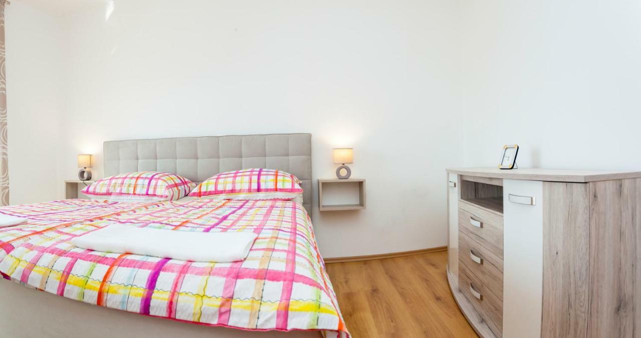 Holiday Apartment Ivica Milohnici Εξωτερικό φωτογραφία
