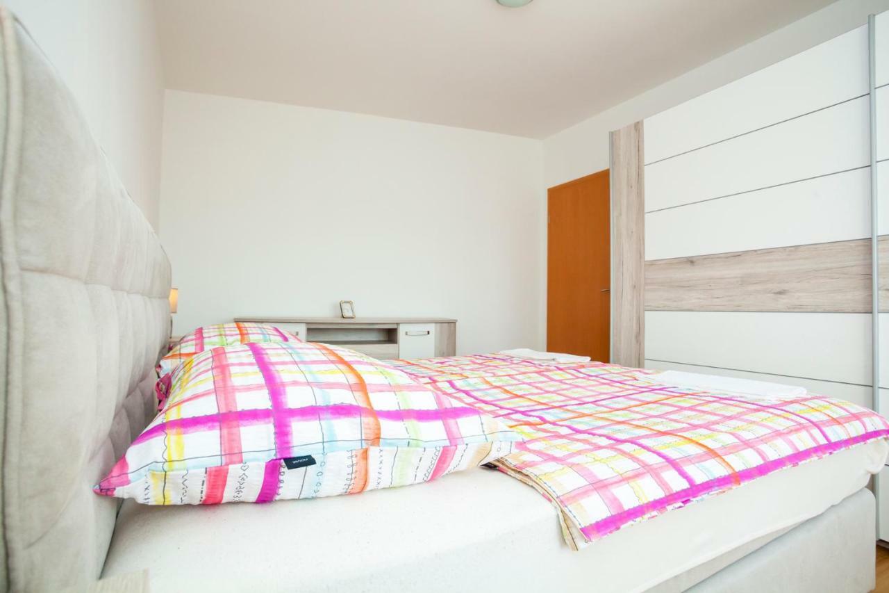 Holiday Apartment Ivica Milohnici Εξωτερικό φωτογραφία